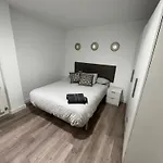 Apartamento En Junto A La Estacion Delicias *