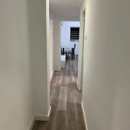 Apartamento En Junto A La Estacion Delicias Apartamento *